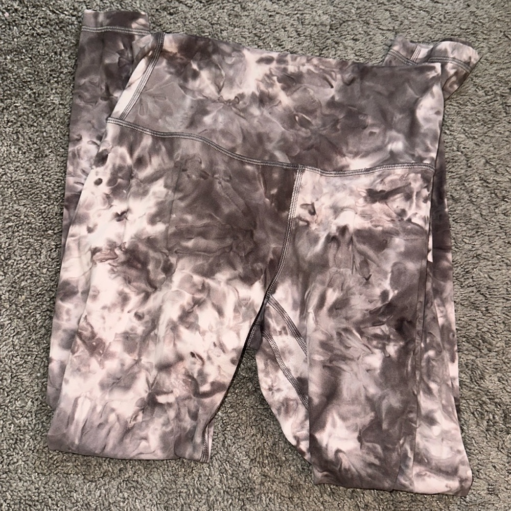 Lululemon align leggings 25” size 6